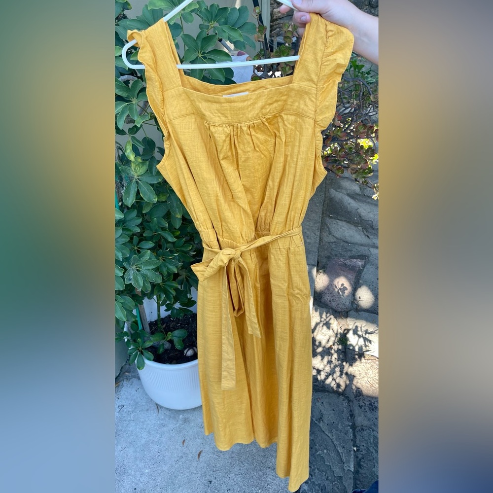 Universal Threads Yellow Summer Dress